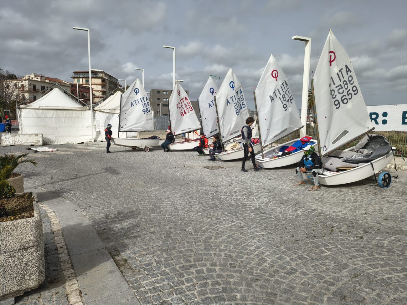 Il Circolo Velico di Marsala e la Lega Navale Trapani alla Carnival Race di Crotone