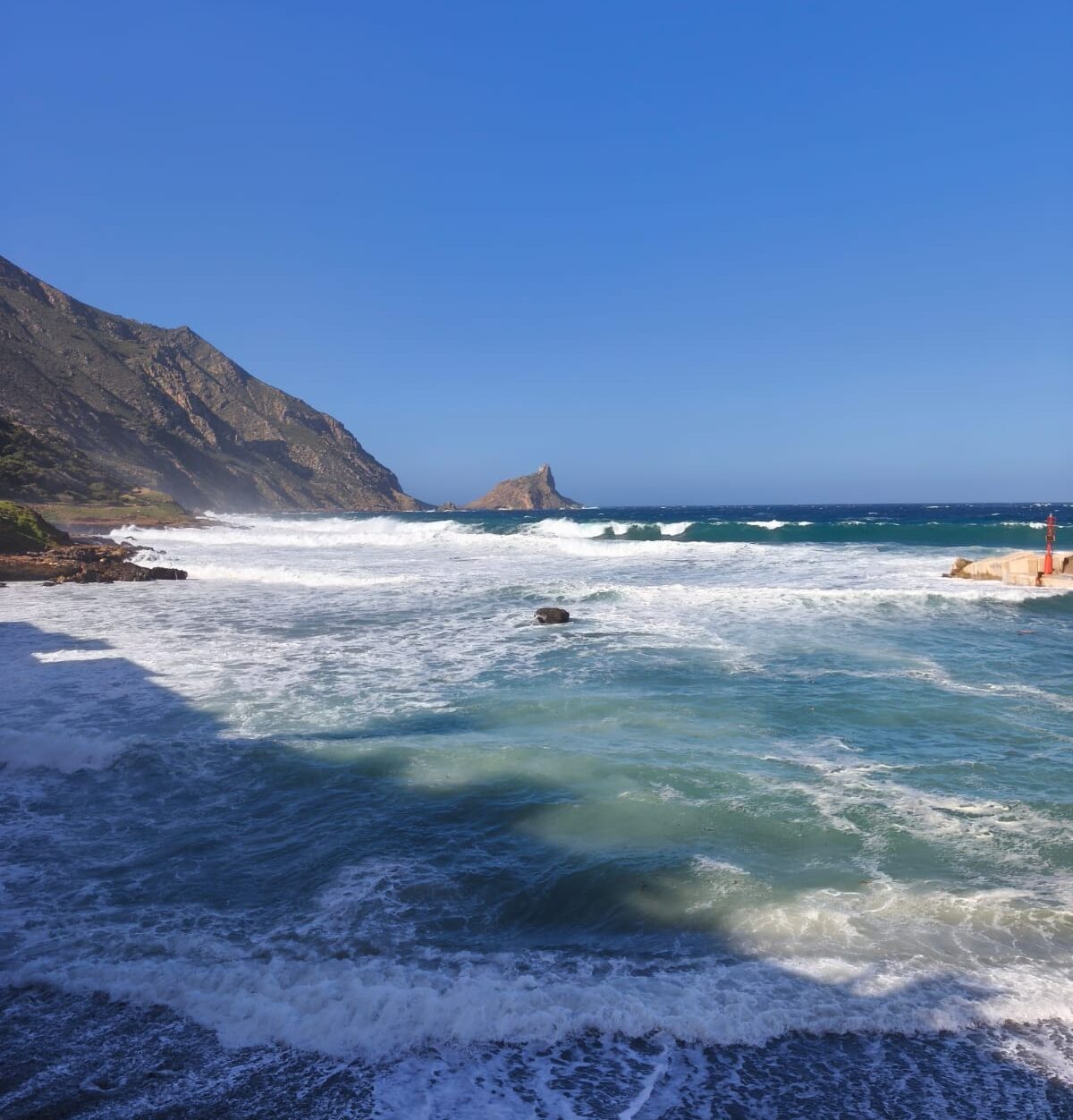 Marettimo, sopralluogo della Regione dopo la mareggiata: “Mettere in sicurezza le banchine”