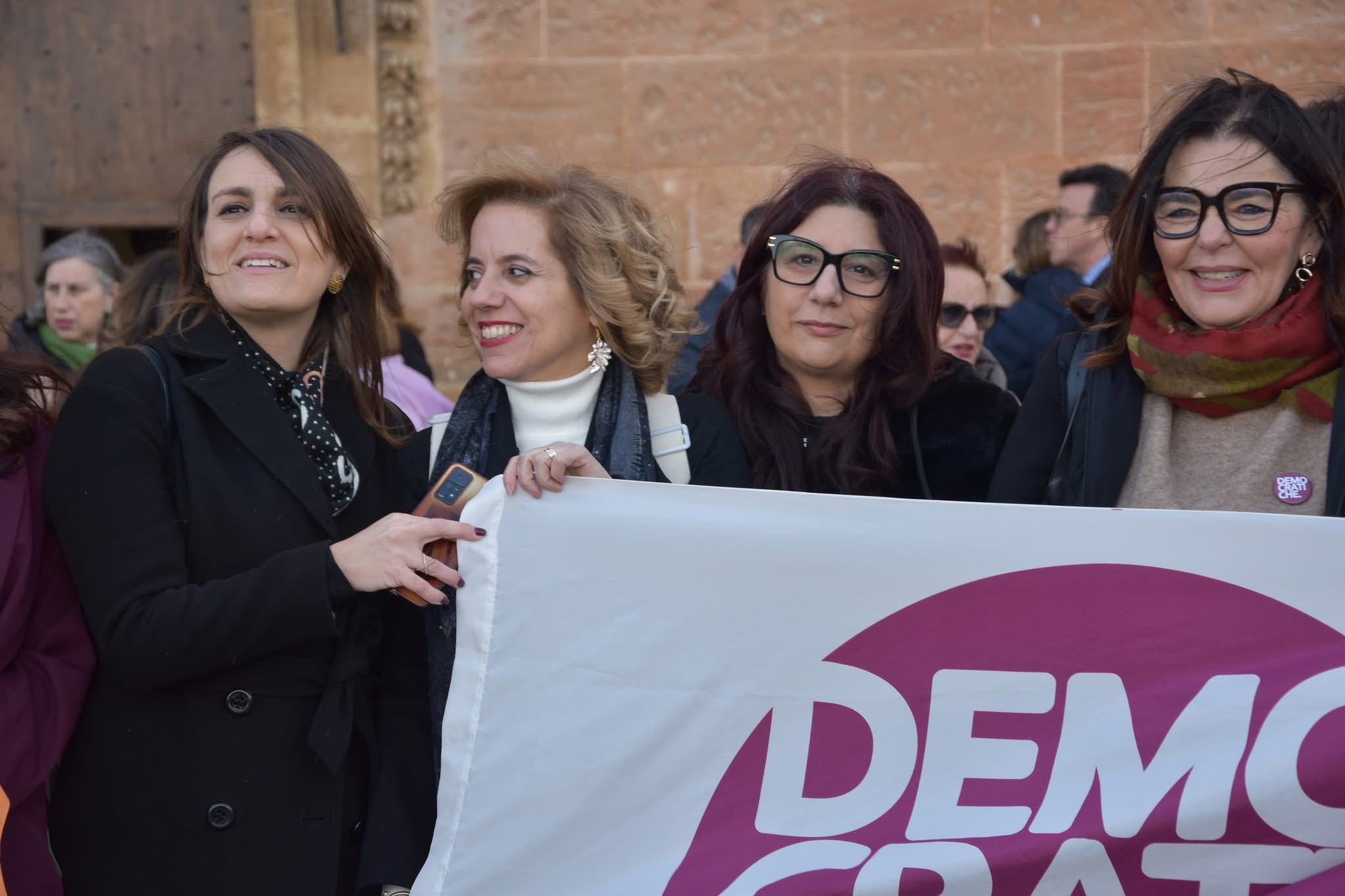 L’Ars dice sì al ddl Enti Locali: il 40% delle Giunte deve avere un’assessore donna