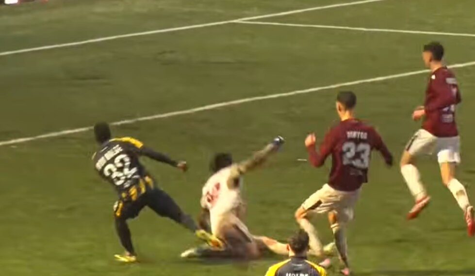 Calcio, il Trapani si fa rimontare dal Giugliano e subisce due gol nei minuti di recupero