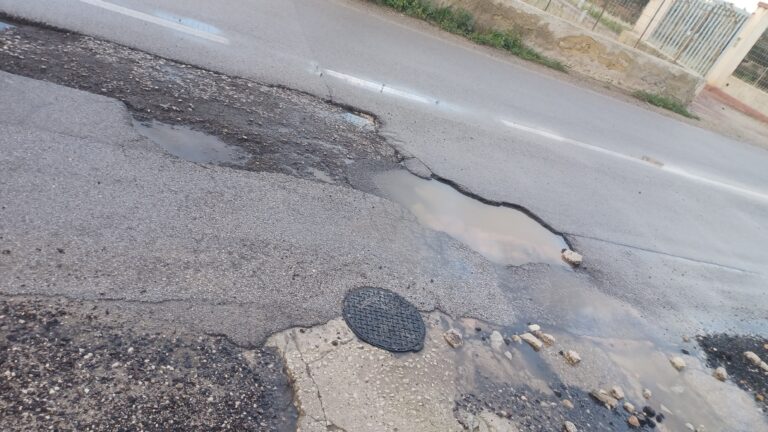 Marsala piena di buche: allarme in contrada Conca