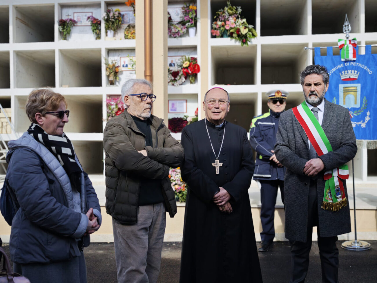 A Petrosino tumulata la salma del migrante trovato morto a riva: “Richiamo alla coscienza”