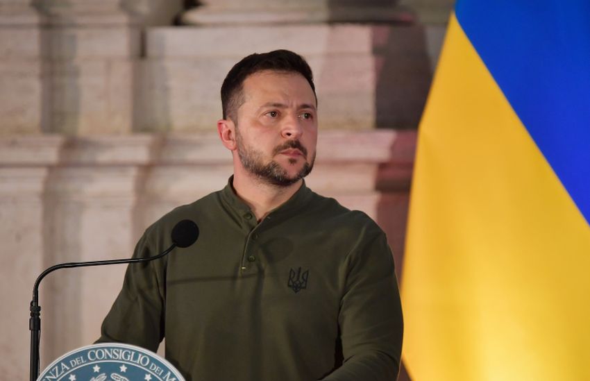 Zelensky “Non lascerò mai il Donbass”
