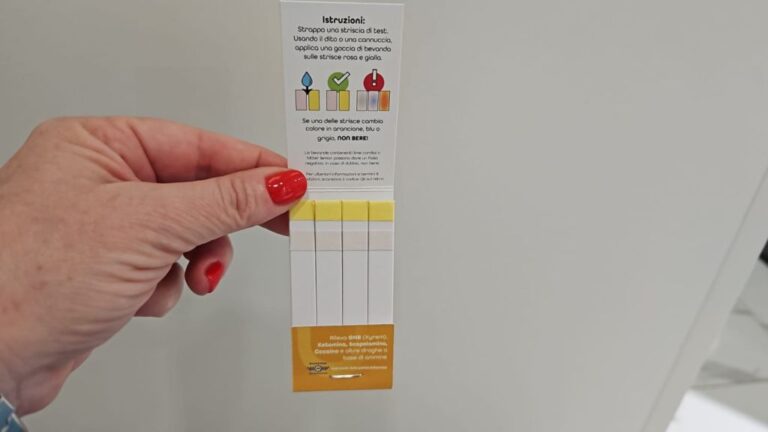 Violenza di genere, test gratuiti contro il drink spiking nelle farmacie romane