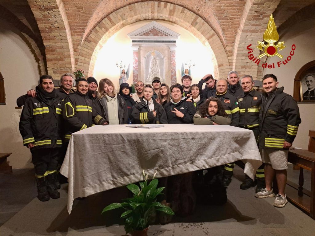 Messina, 12 escursionisti stranieri si perdono sui Colli San Rizzo, salvati da Vvf