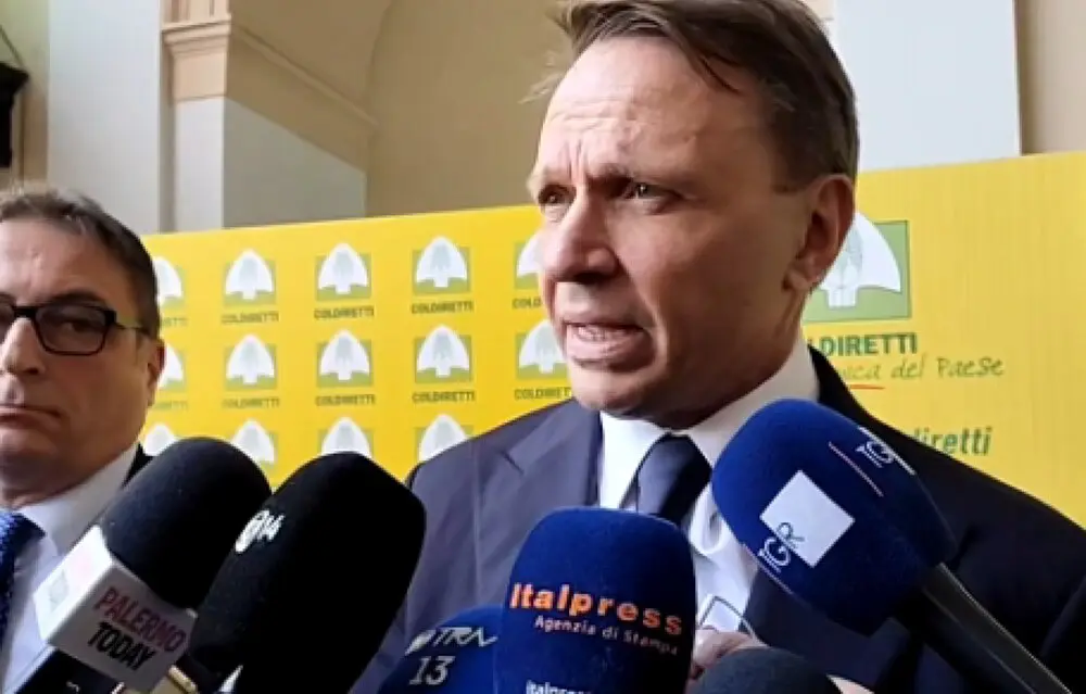 Lollobrigida incontra gli agricoltori Coldiretti a Palermo “Con bando agrisolare energia verde senza usare il terreno”