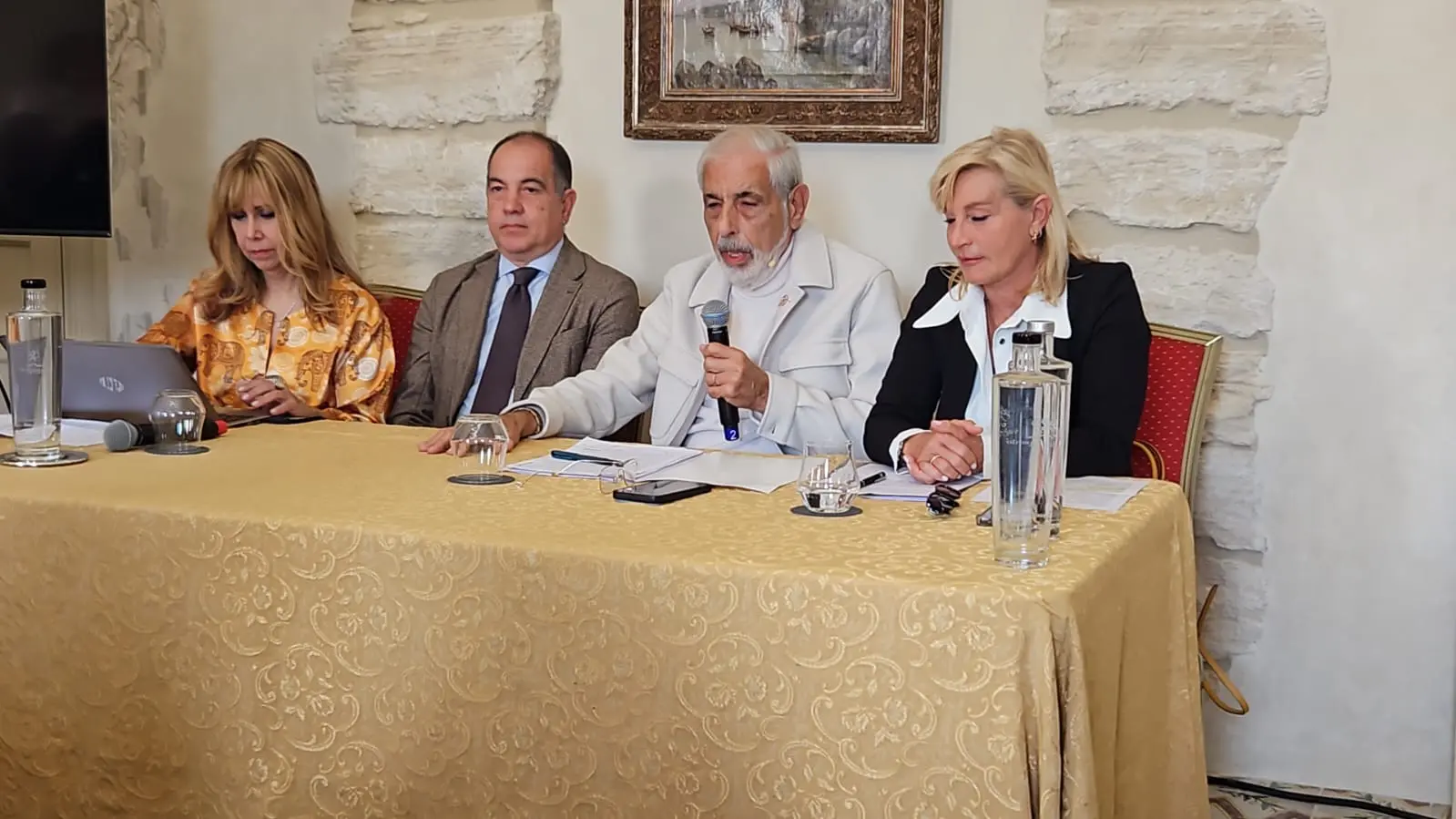 Intimidazione contro l’azienda di autonoleggio Sicily By Car a Palermo, il patron Dragotto: “Non temo nulla” / Video