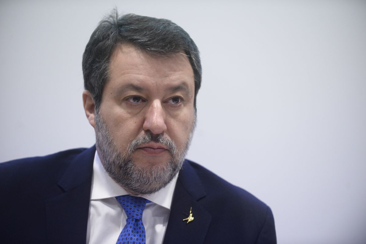 Carburanti, Salvini “L’Ue si svegli o a maggio sarà il caos”