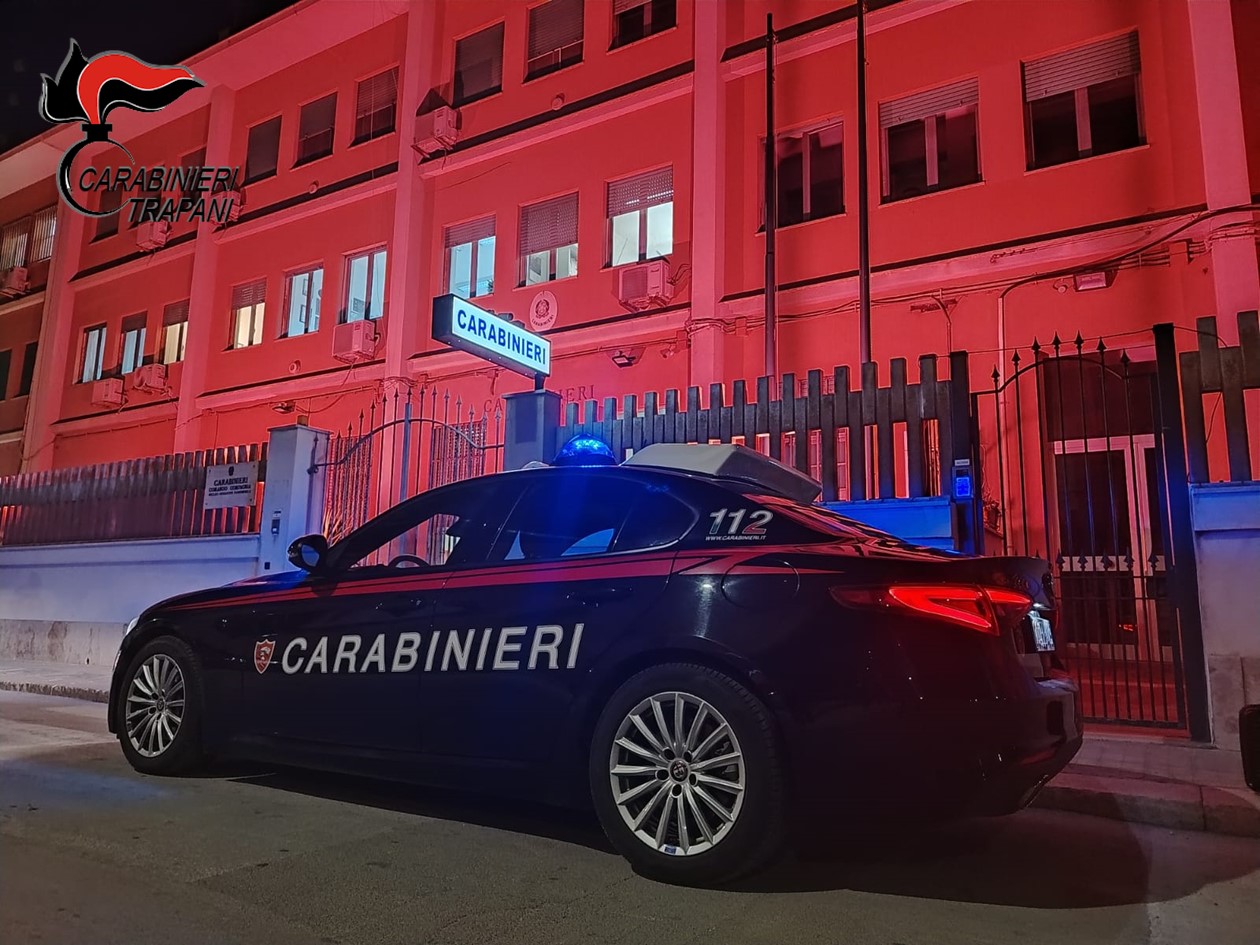 Santa Ninfa: viola il divieto di avvicinarsi all’ex, 40enne arrestato (e poi liberato)