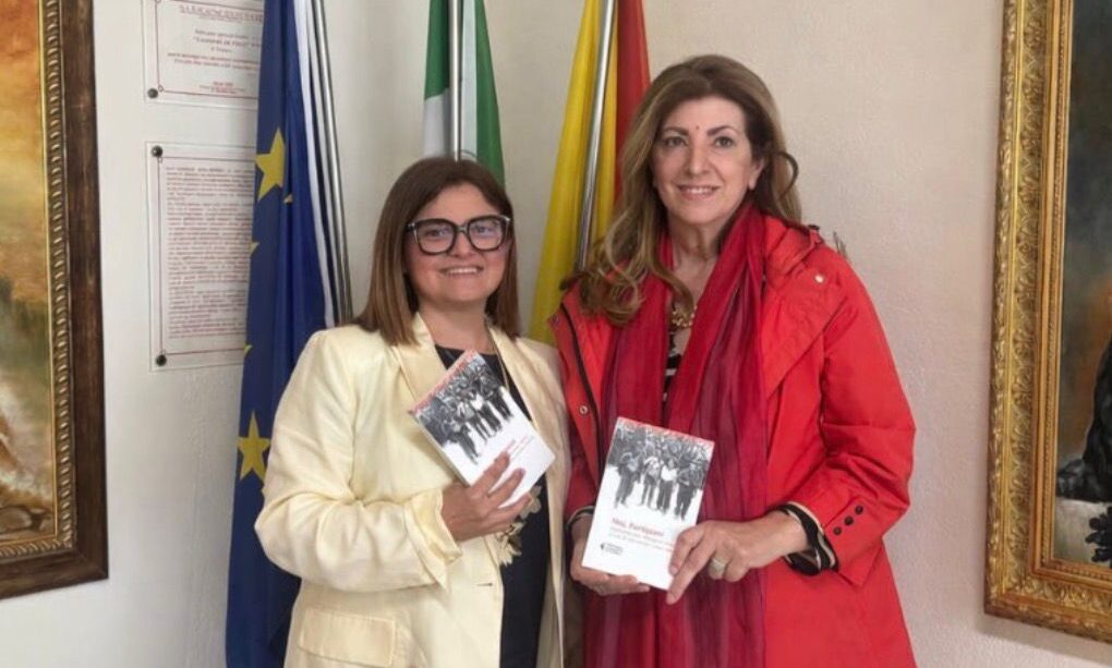 Anpi Trapani dona un libro sulla Resistenza all’Istituto “Da Vinci-Torre”
