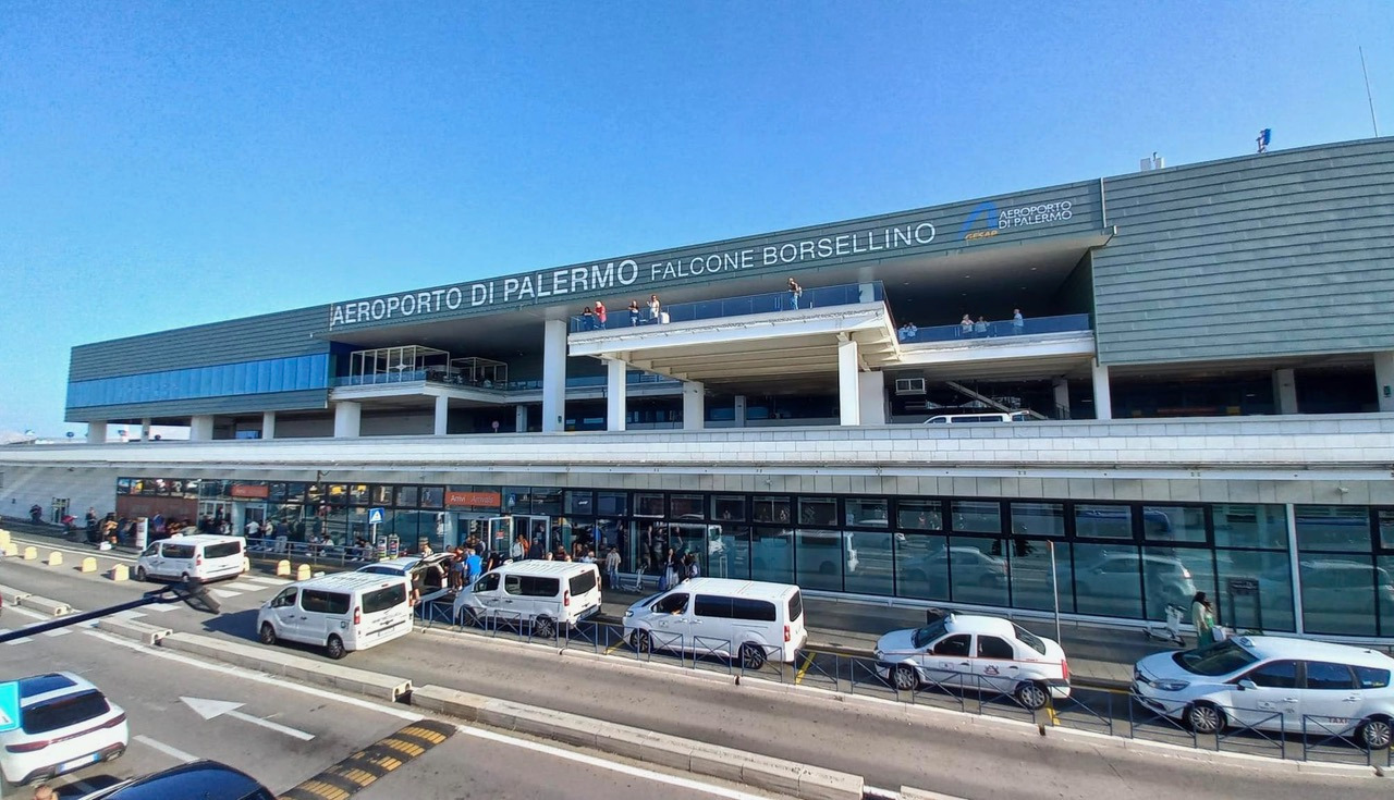 Aeroporto di Palermo, 340 mila passeggeri in transito per il lungo ponte delle festività (+5% rispetto al 2025)