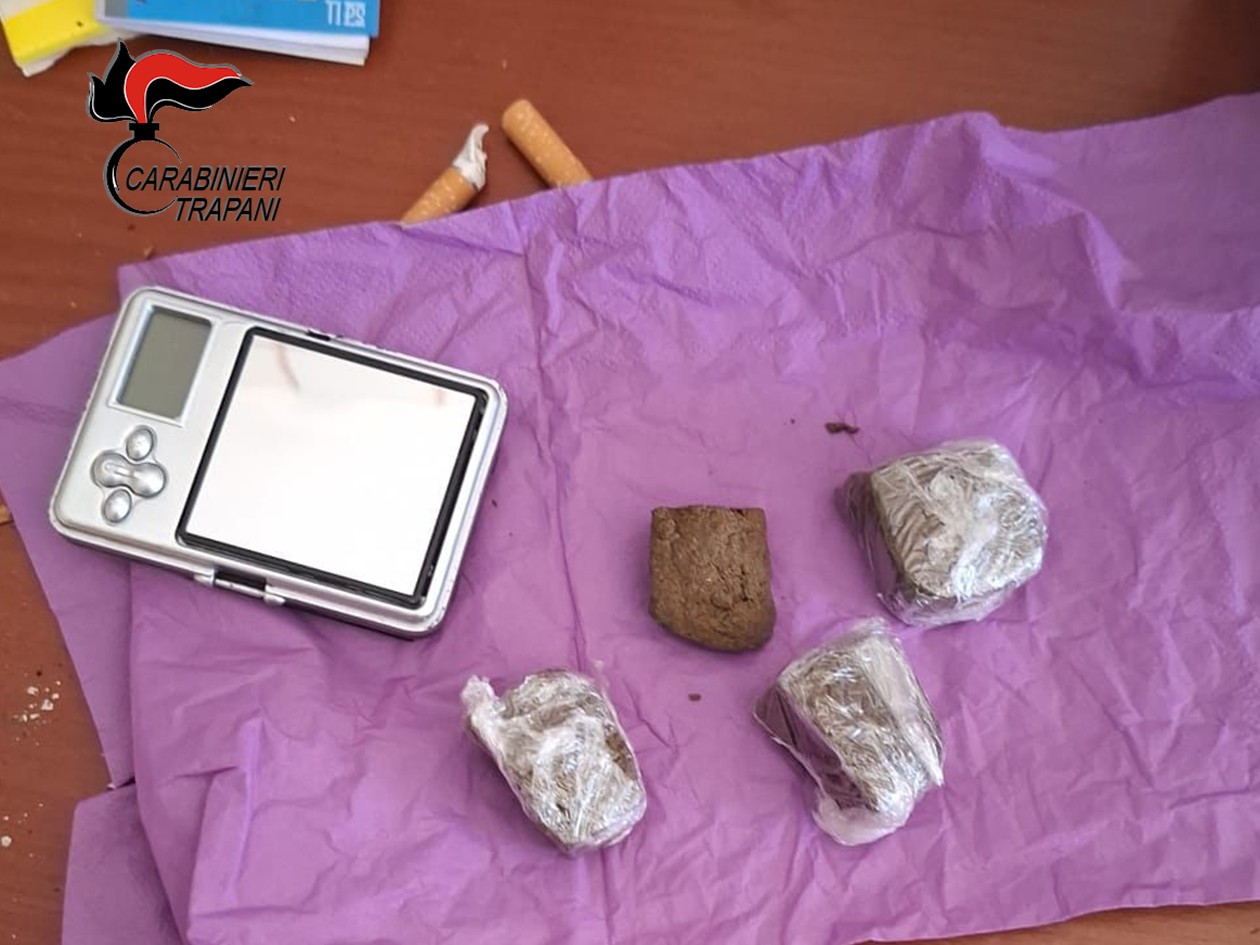 Trapani: spacciava a San Giuliano, arrestato 19enne