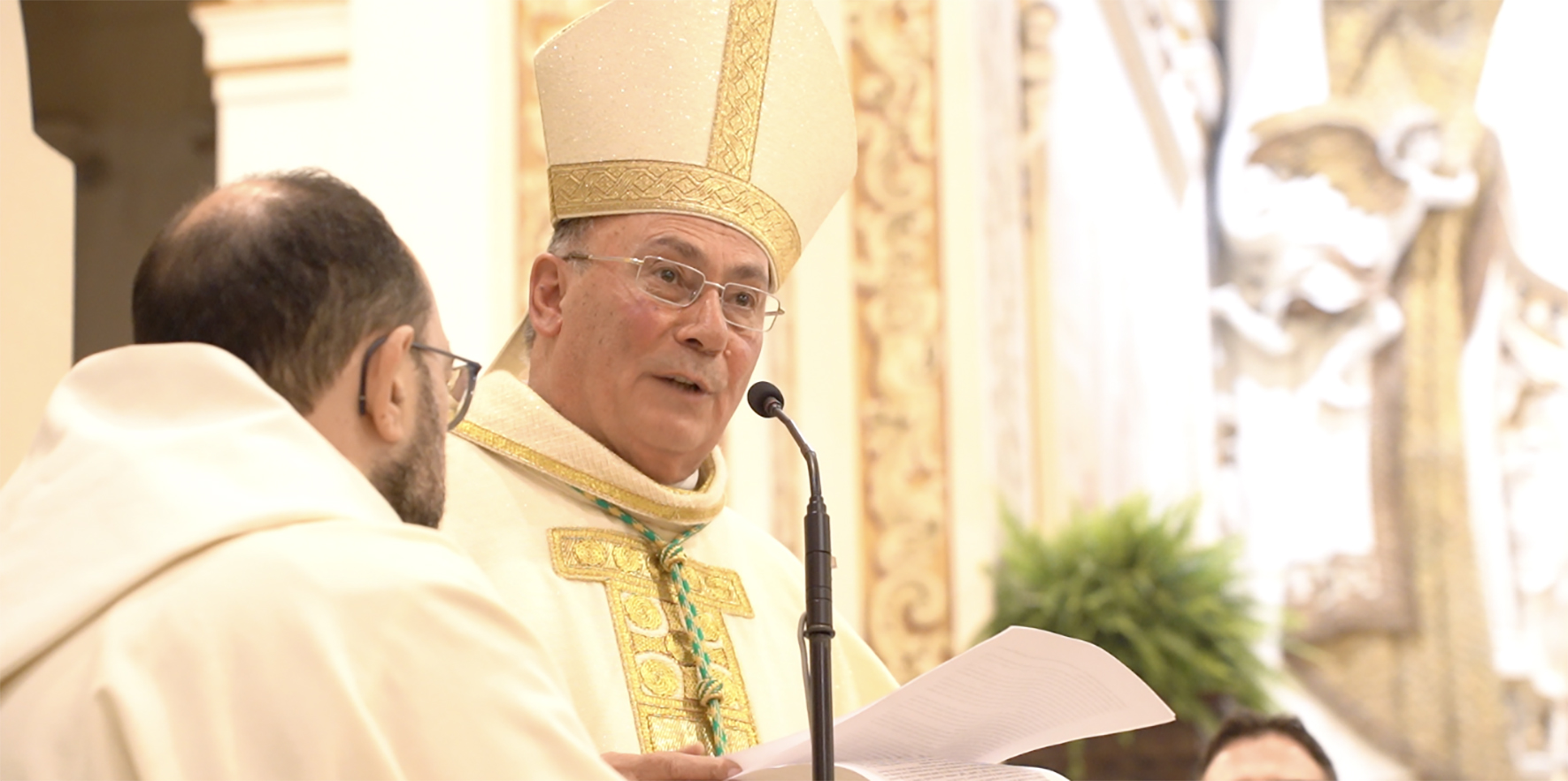 Pasqua nell’età della forza, il vescovo di Mazara: “In un’ora buia della storia, ritroviamo speranza e pace”