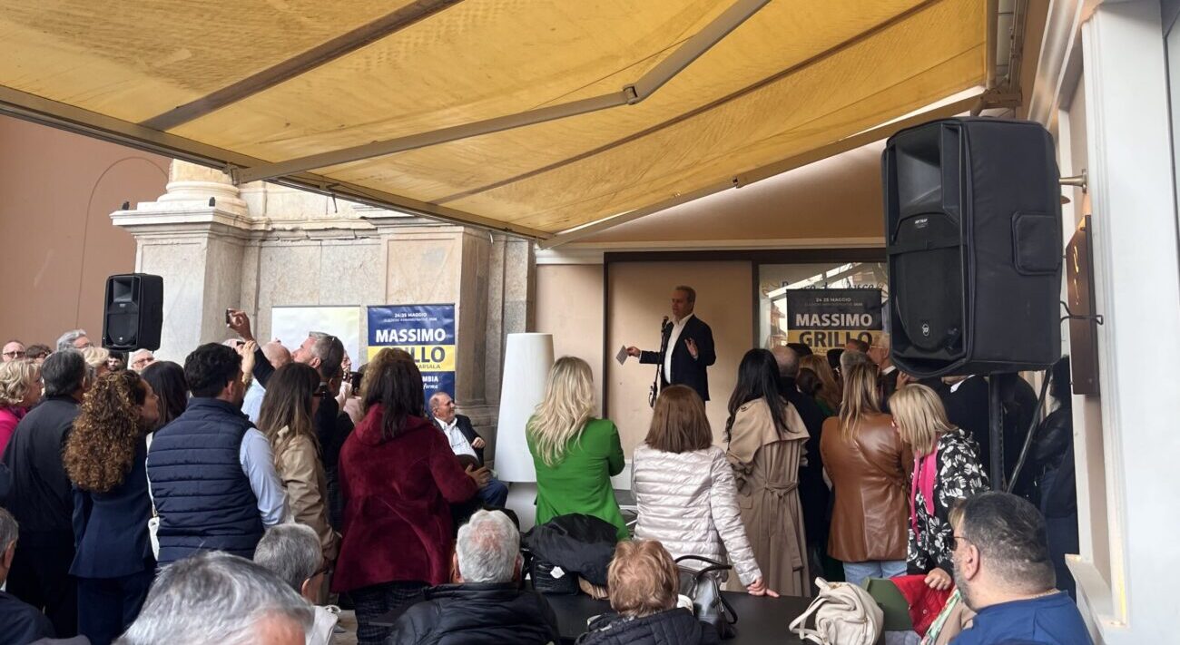 Grillo presenta la lista Liberi: “A Marsala non vogliamo che governi Giacomo Tranchida”