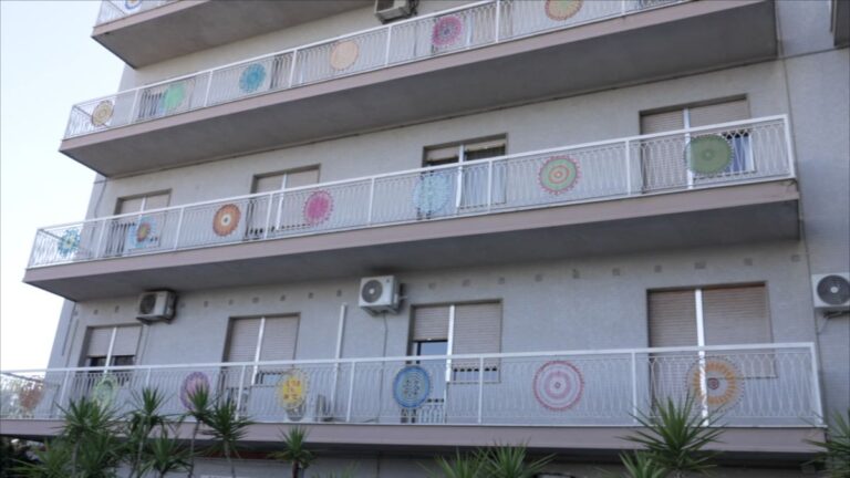 Palermo, l’arte dei mandala approda a Villa Serena