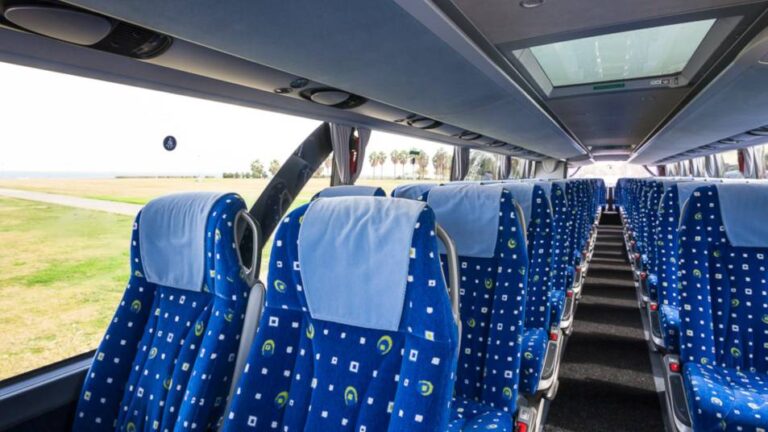 Da Ars sì a bus extraurbani gratuiti per lavoratori delle forze armate e sicurezza