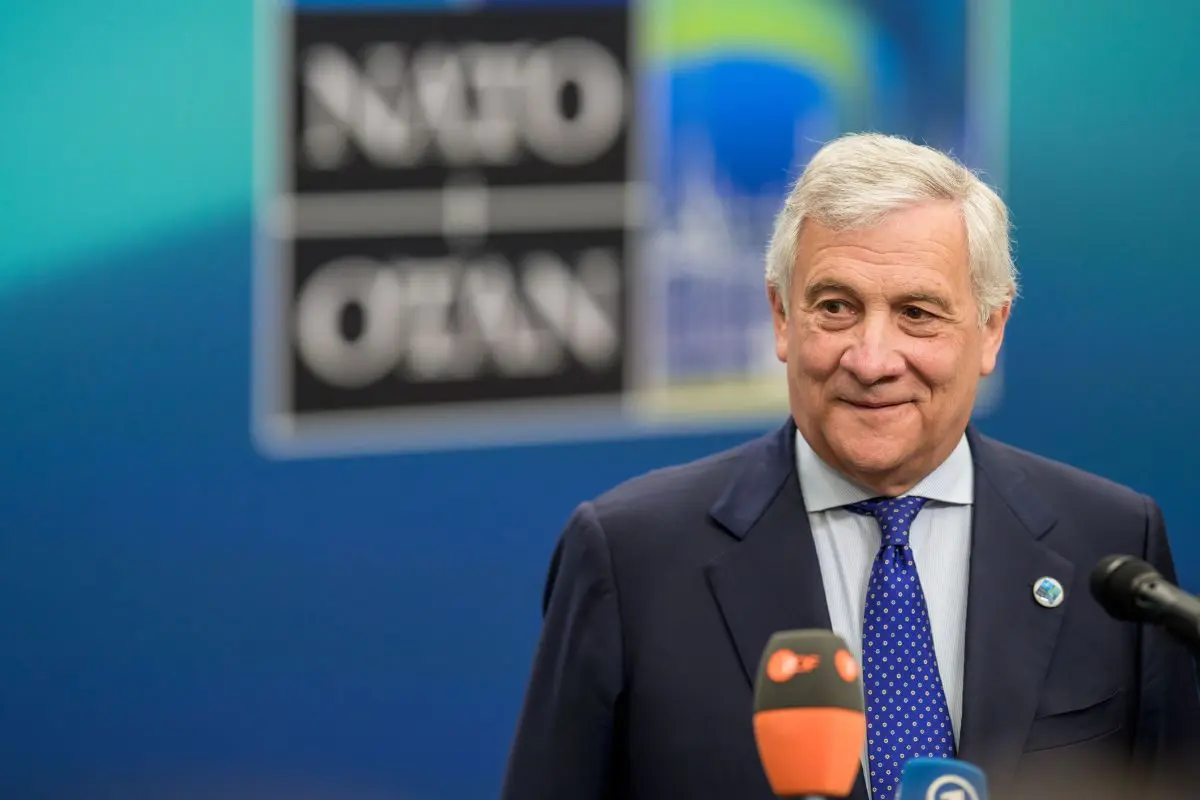 Tajani “Noi a schiena dritta con gli Usa, saremo a Villa Taverna a testa alta”