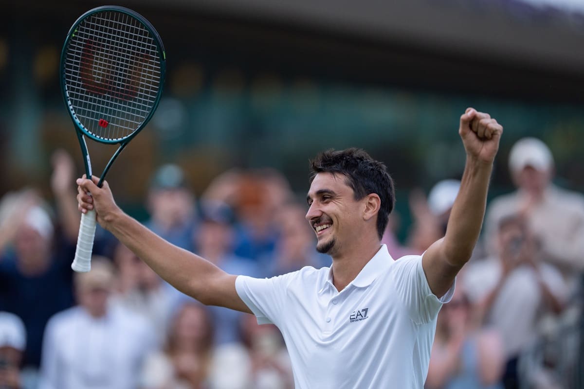 Sonego al secondo turno di Wimbledon, eliminato Arnaldi