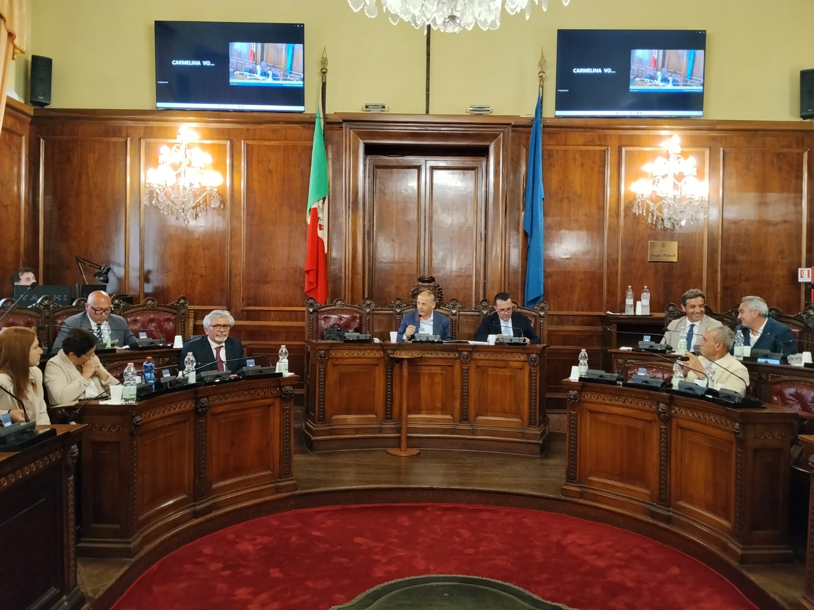 Quasi 5 milioni per strade e servizi, la Provincia trapanese approva le variazioni di bilancio