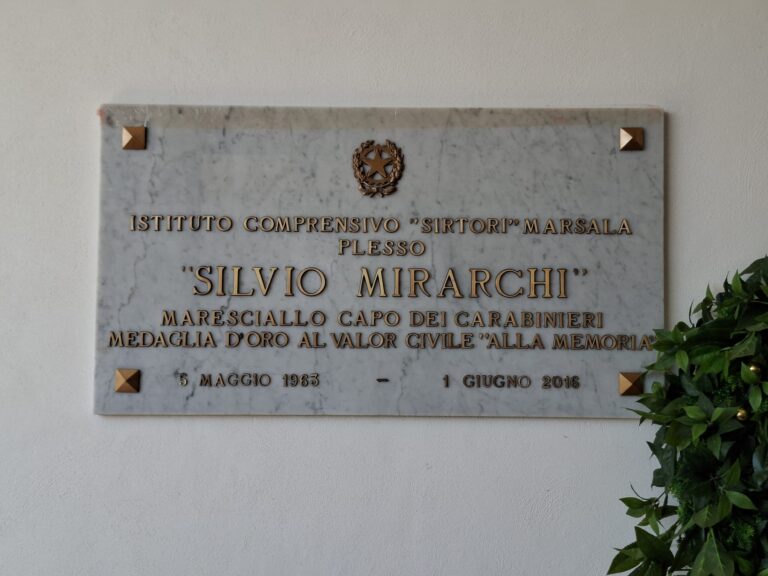Intitolata una scuola nel decimo anniversario della morte al Maresciallo Silvio Mirarchi