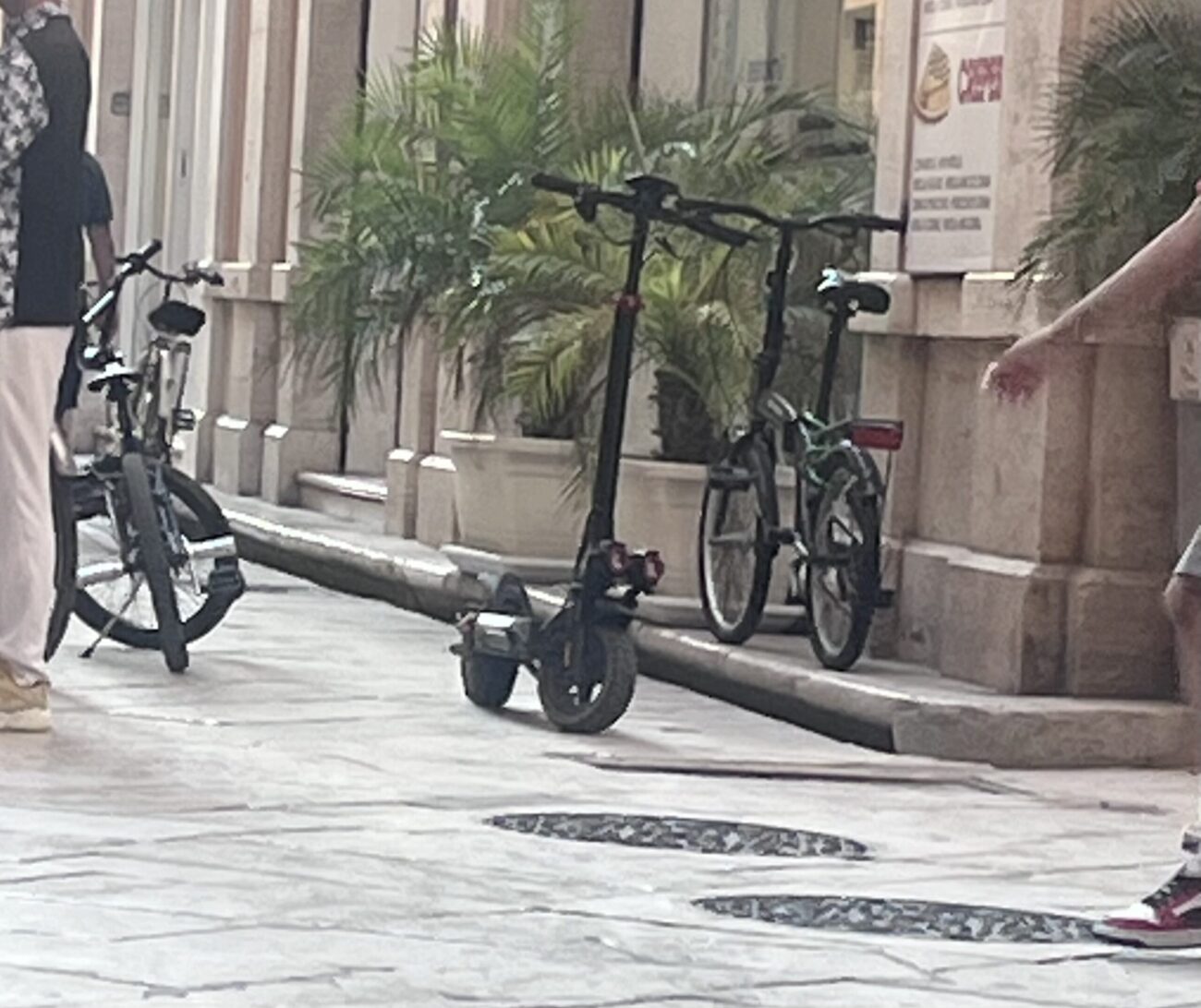 Marsala: tra multe e sequestri, continuano le gincane di monopattini in centro