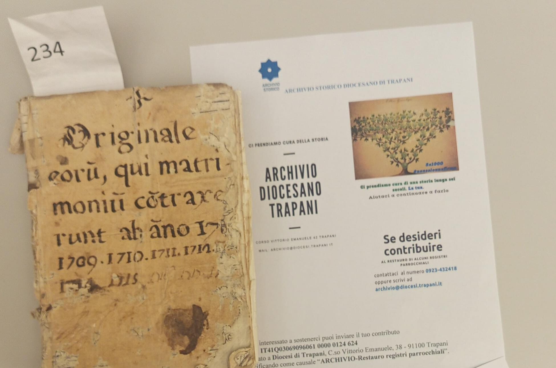Archivio diocesano trapanese: emerge la copertina di un registro del XVIII secolo, parte la raccolta fondi