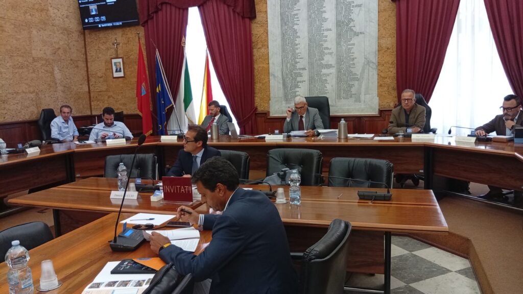 Marsala, in Consiglio nominate le commissioni, pressing sul completamento della Giunta. VIDEO