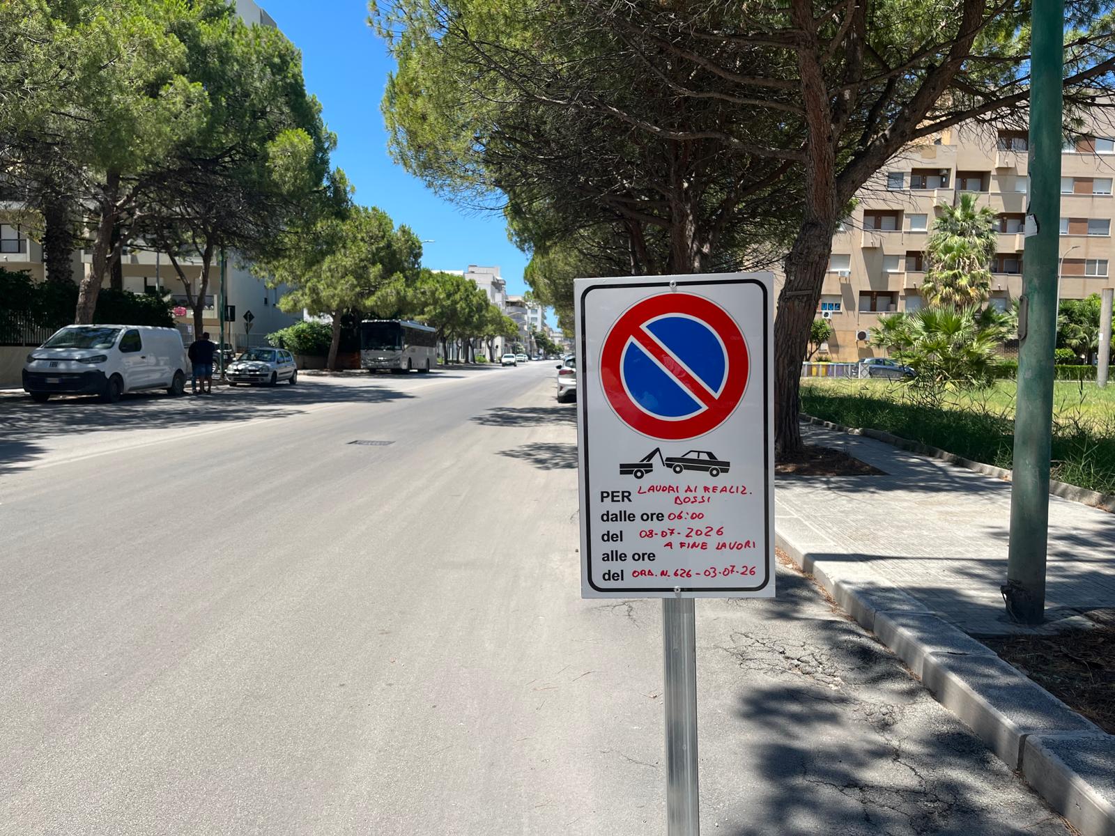 Trapani: via Virgilio cambia passo, arrivano i dossi