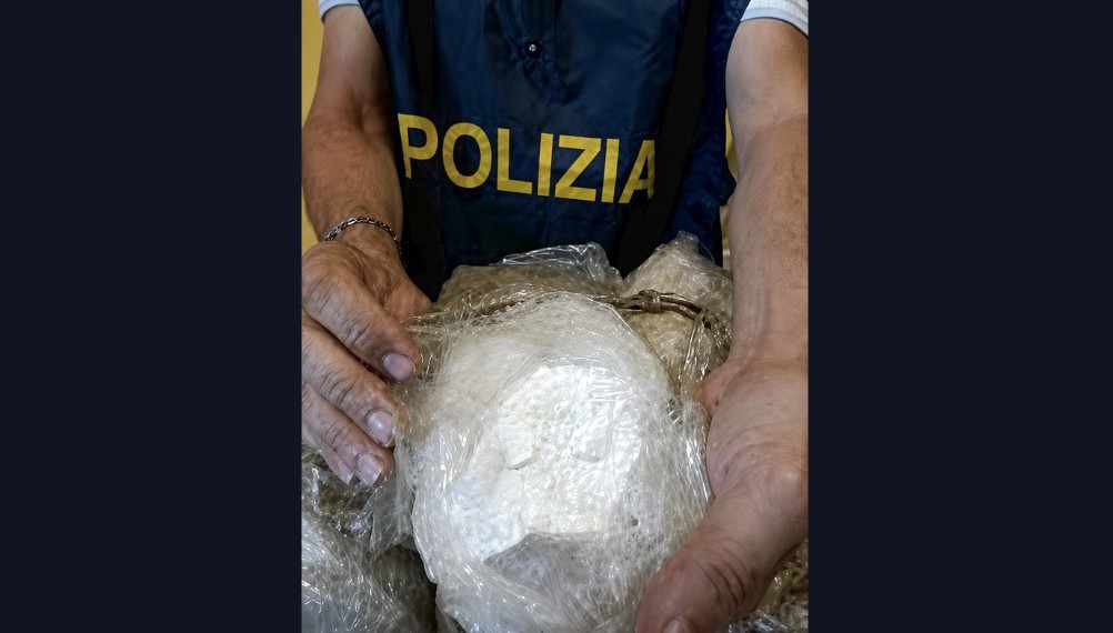 Droga a Marsala, sequestrati oltre 4 chili di cocaina ed eroina. Arrestata una donna. I dettagli