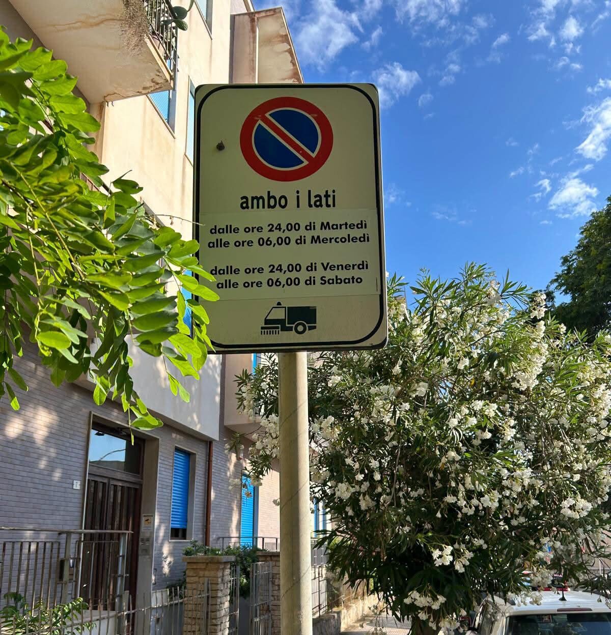A Marsala si torna a far rispettare gli orari di pulizia notturna delle strade