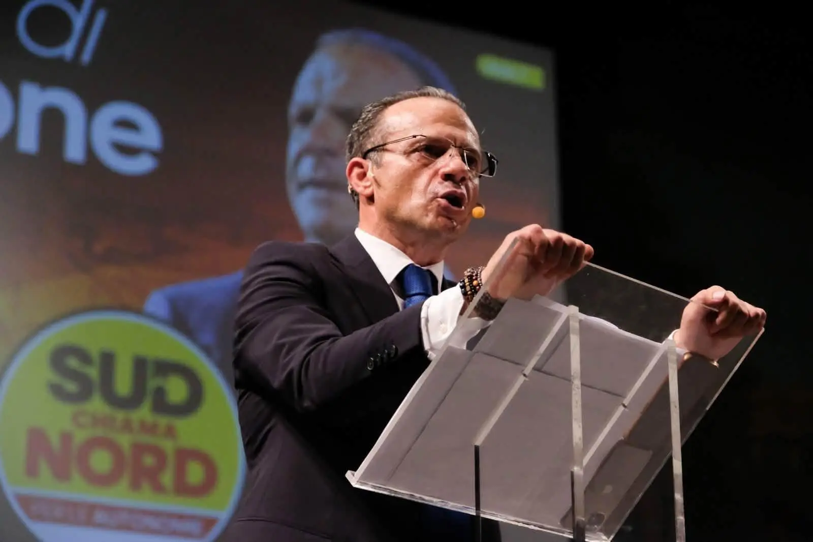 Cateno De Luca “Sì alle primarie, servirebbero a tutte le coalizioni”
