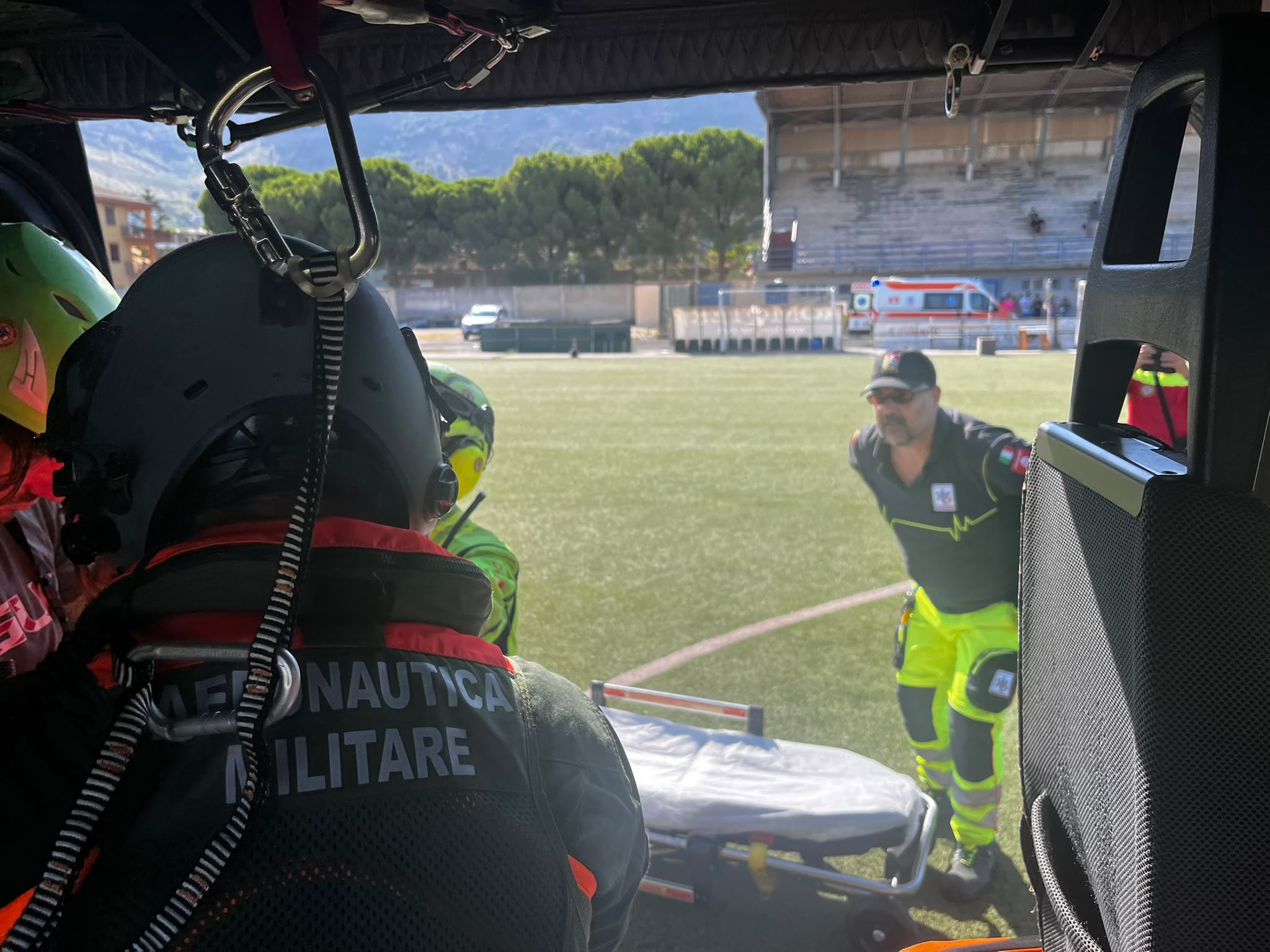 Turista si sente male alla Riserva dello Zingaro, soccorso da un elicottero militare