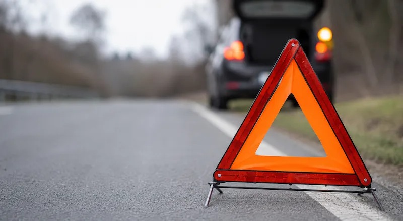 Uomo rinvenuto morto sotto un viadotto dell’A29, viveva a Marsala. Indaga la stradale