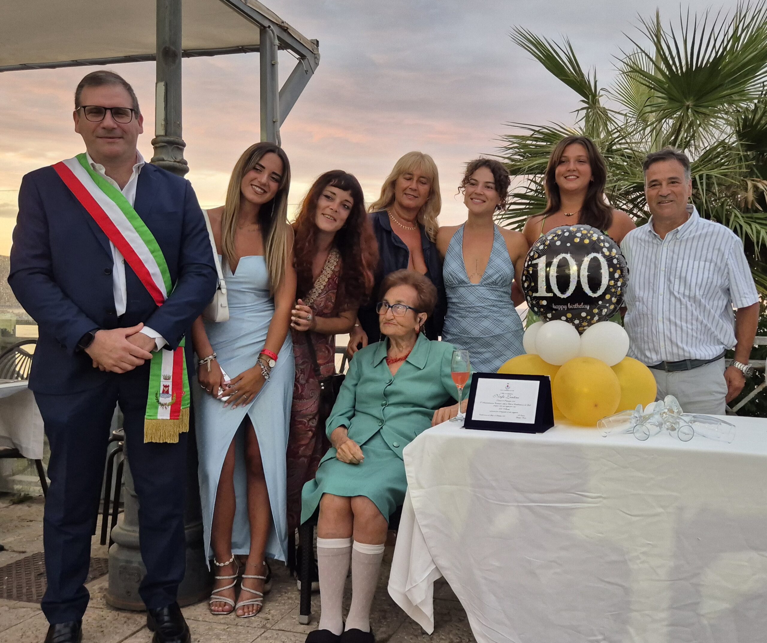 Castellamare del Golfo, 100 anni per Ninfa Lentini: insegnò a leggere e scrivere a molti compaesani