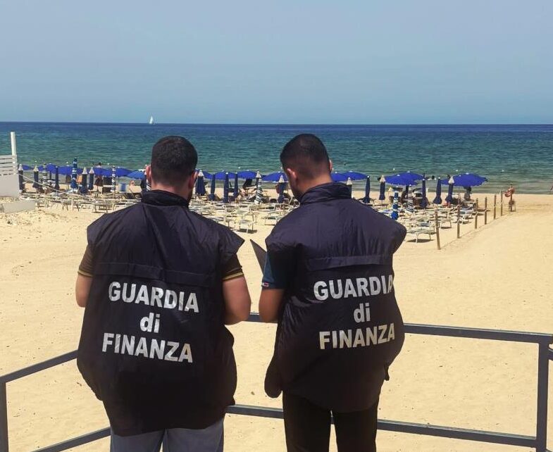 San Vito: sequestrati 13mila articoli di bigiotteria non sicuri