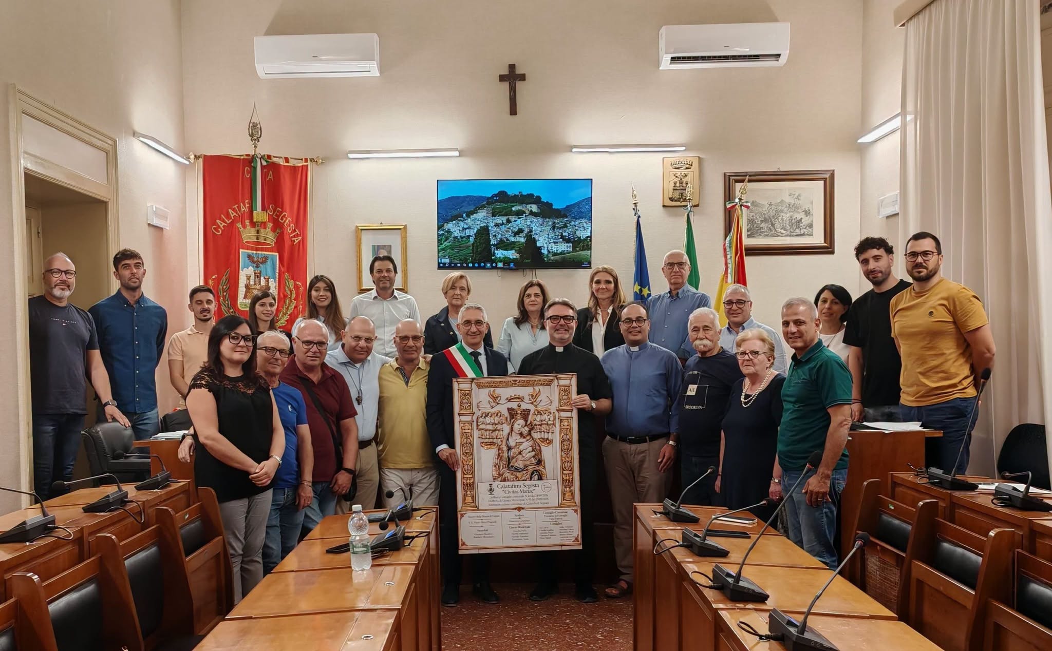 Il Consiglio comunale di Calatafimi-Segesta proclama la città “Civitas Mariae”