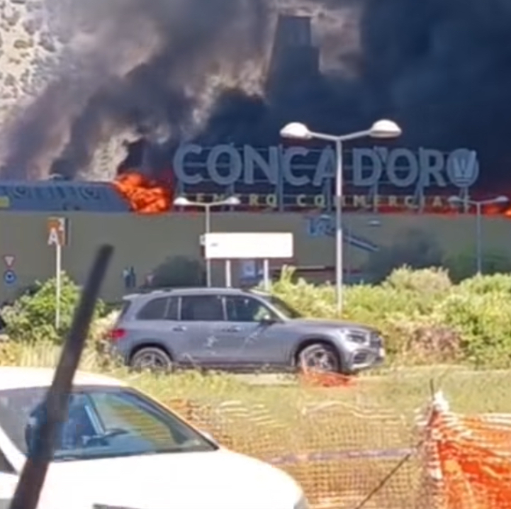 Incendio al Conca d’Oro, scattano le indagini: al vaglio le cause del rogo