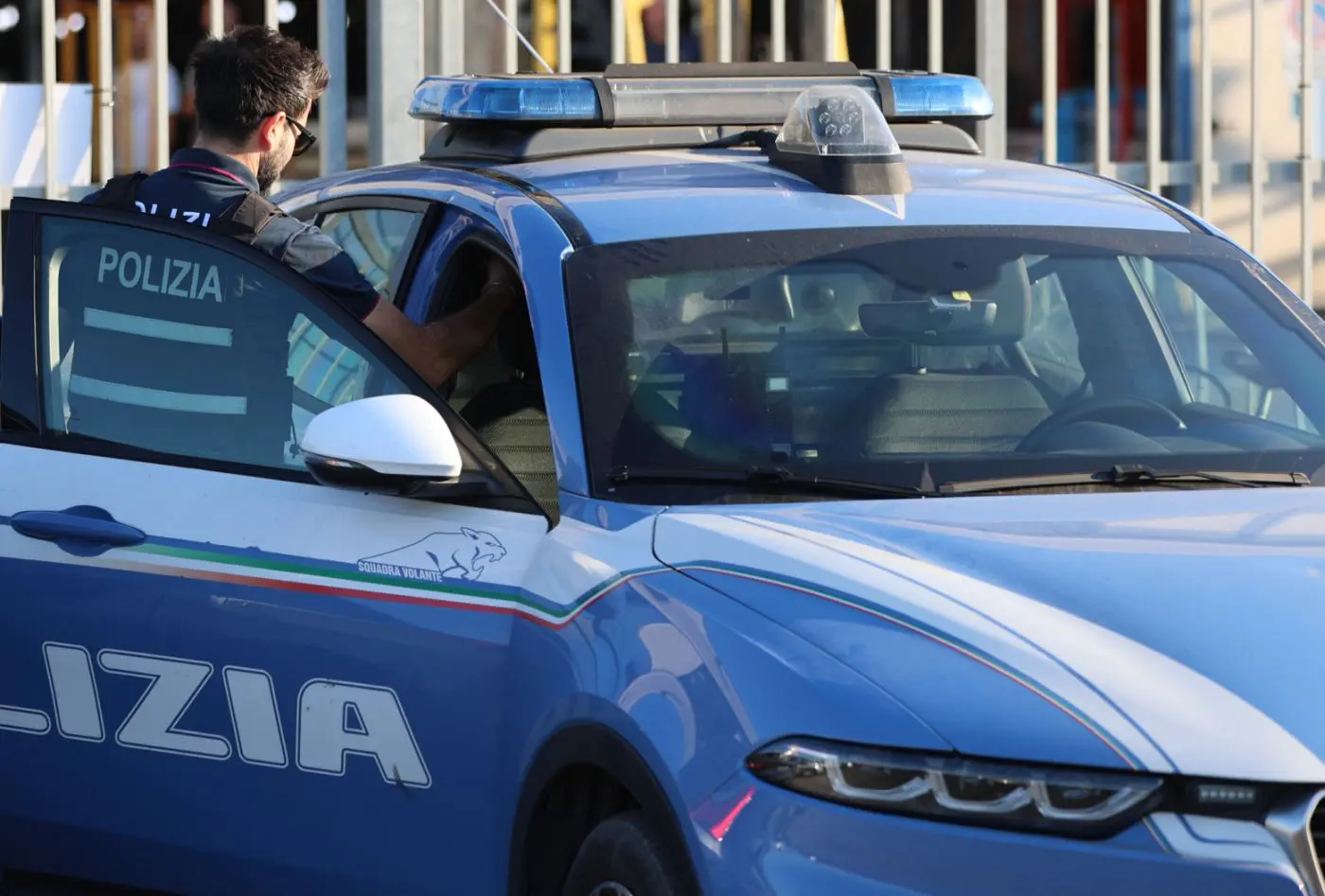 Scende in cantina per una riparazione, 31enne morto folgorato a Palermo