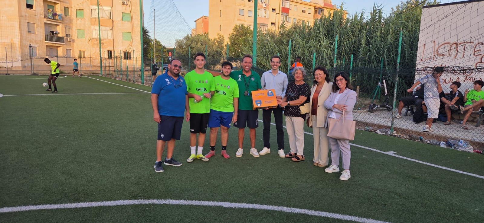 Calcio e inclusione a Sappusi: in campo giovani marsalesi, donate le reti delle porte