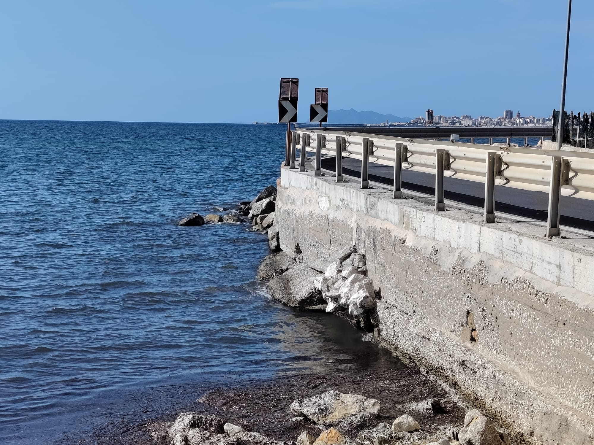 Marsala: l’erosione costiera avanza e la SP84 è di nuovo a rischio