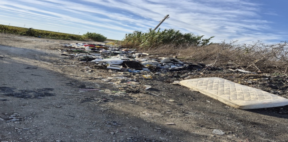 Contrade marsalesi nel degrado, “discariche abusive e rifiuti anche con amianto”