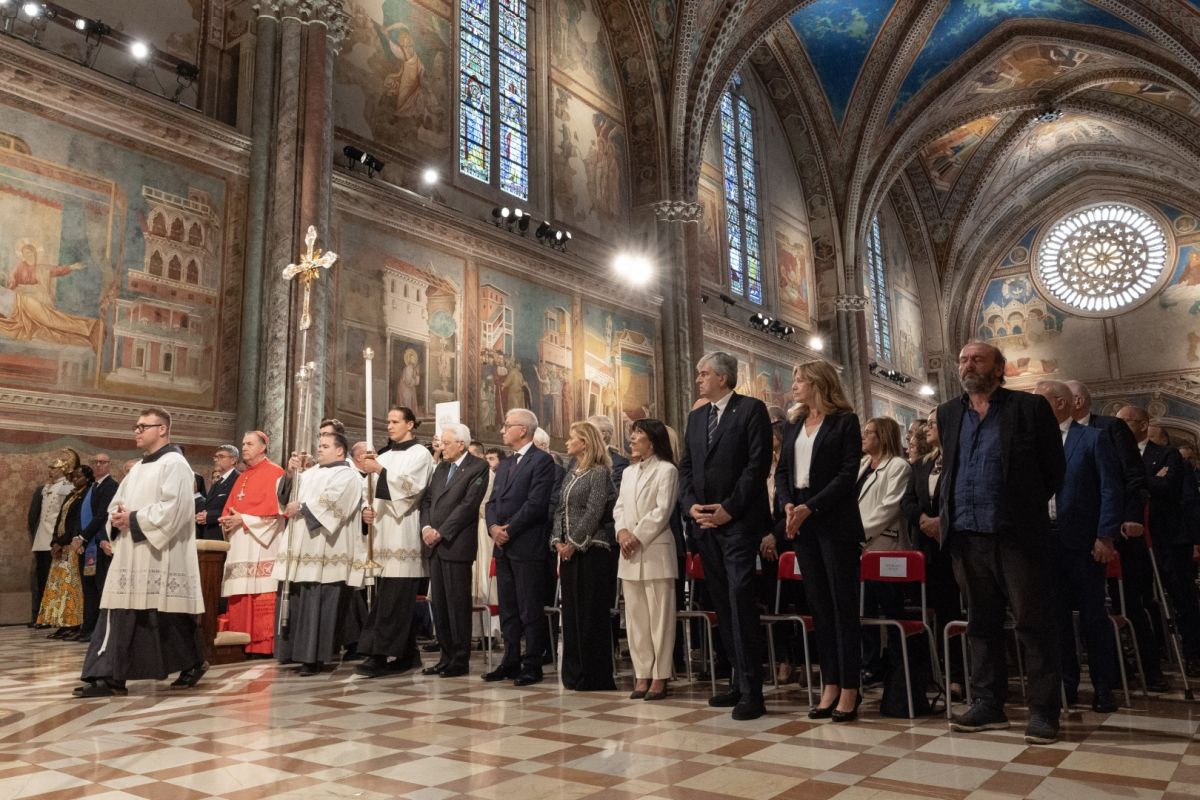 Mattarella “San Francesco ci insegna colpa più grande uccidere in nome Dio”