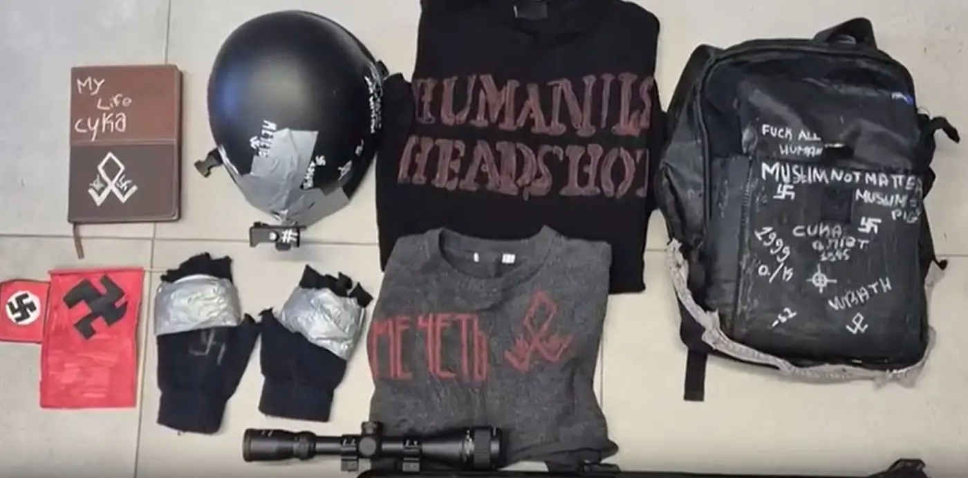 Alludeva sui social network a stragi e atti violenti a scuola, denunciato 14enne a Catania / Video