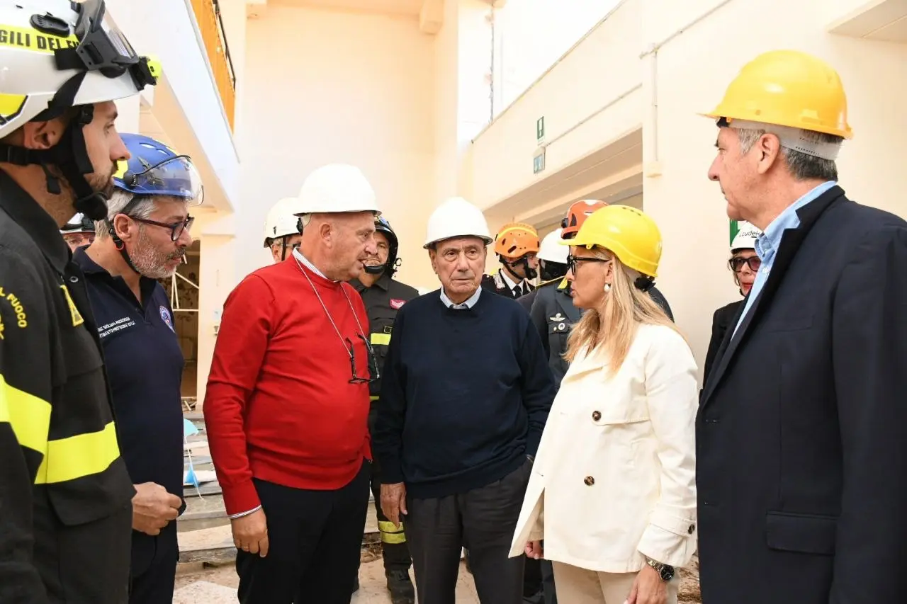 Maltempo, sopralluogo di Schifani a Marsala: “Faremo la nostra parte. Evento anomalo, studiamo come poterli affrontare” / Video